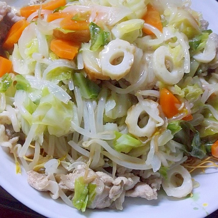 春キャベツで野菜たっぷりの皿うどん